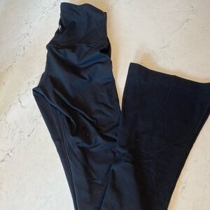 Lululemon Mini-Flare Ribbed Leggings - 2